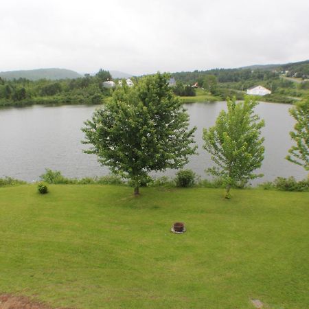 Manoir Des Lacs Lac Baker ภายนอก รูปภาพ