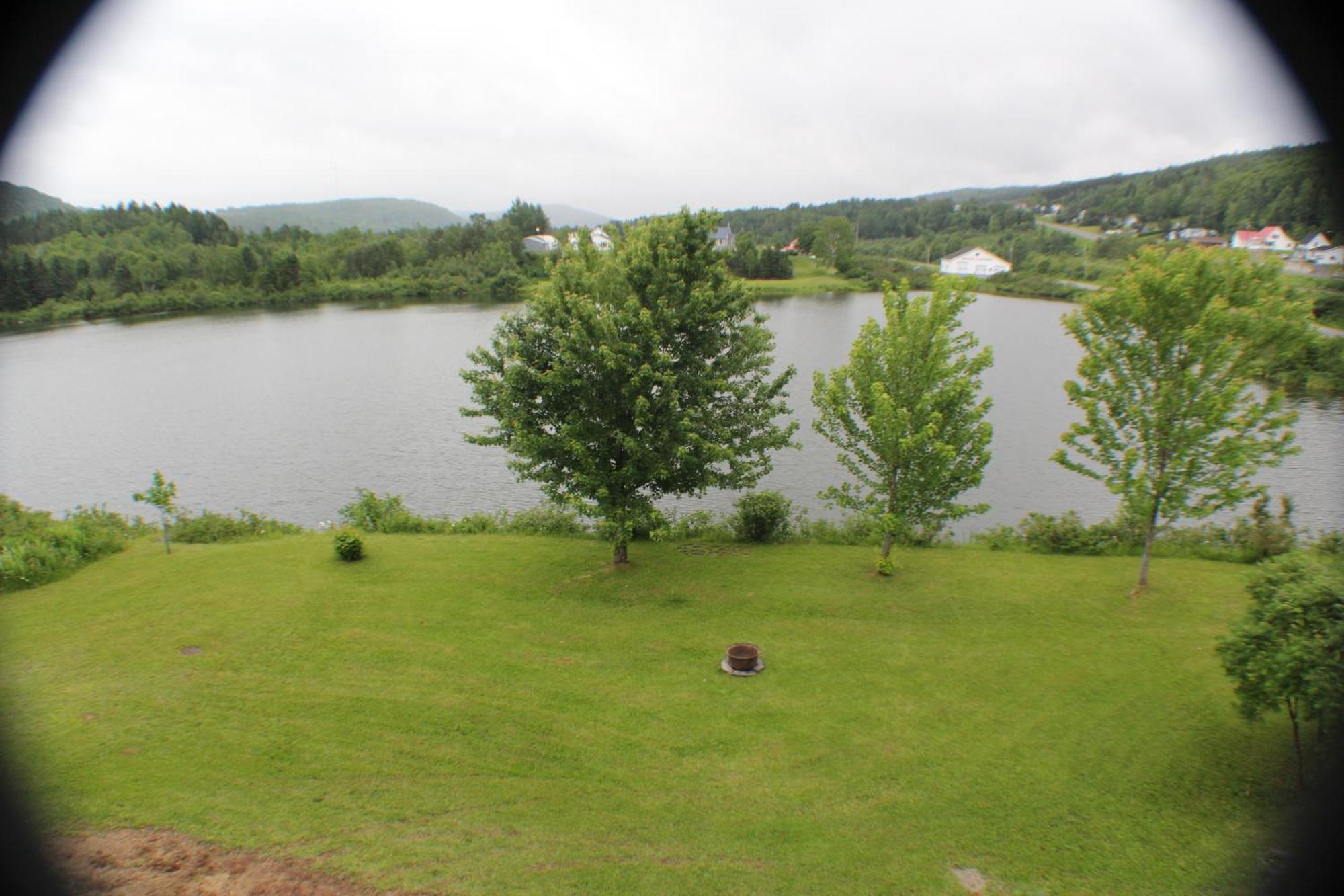Manoir Des Lacs Lac Baker ภายนอก รูปภาพ